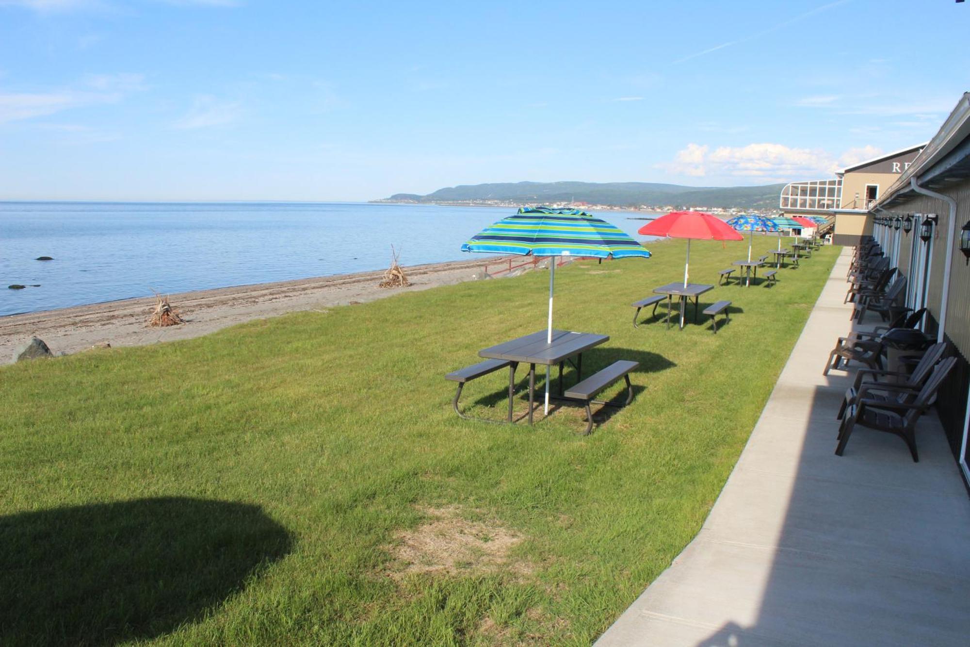 Manoir Sur Mer Sainte Anne-des-Chênes 외부 사진